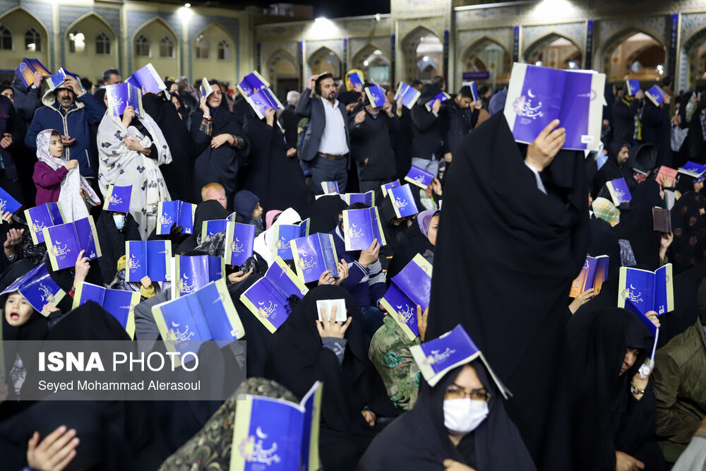 لیالی قدر، شب نوزدهم ماه مبارک رمضان - حرم امام رضا(ع)