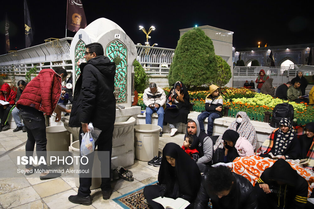 لیالی قدر، شب نوزدهم ماه مبارک رمضان - حرم امام رضا(ع)