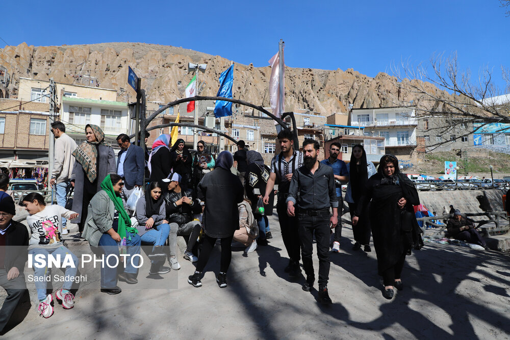 مسافران نوروزی در روستای تاریخی کندوان - آذربایجان شرقی