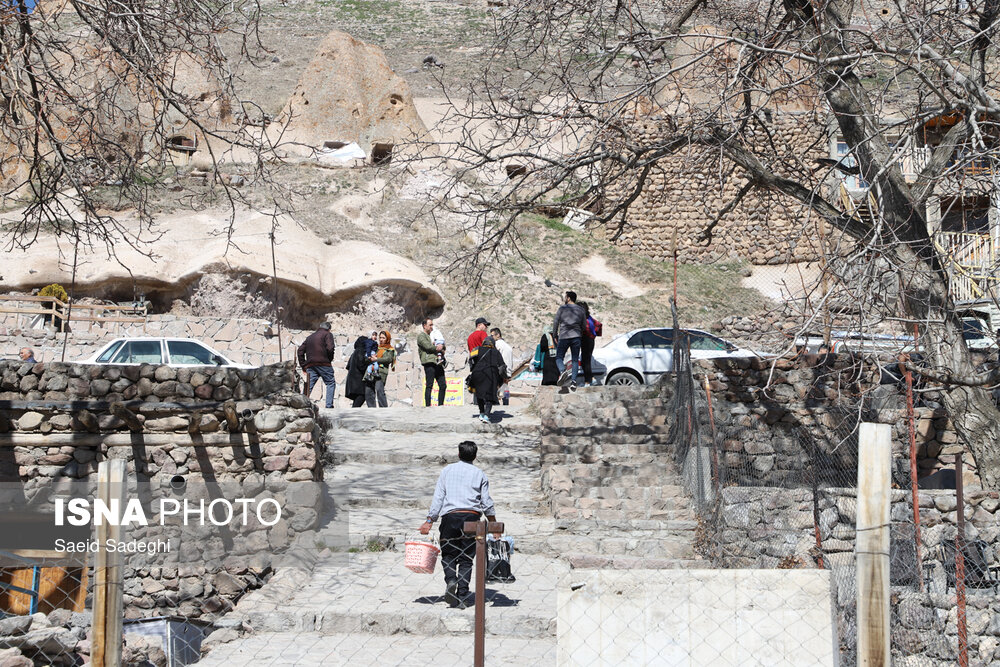 مسافران نوروزی در روستای تاریخی کندوان - آذربایجان شرقی