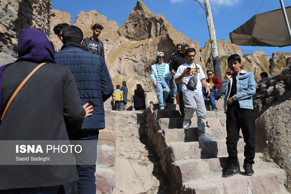 مسافران نوروزی در روستای تاریخی کندوان - آذربایجان شرقی